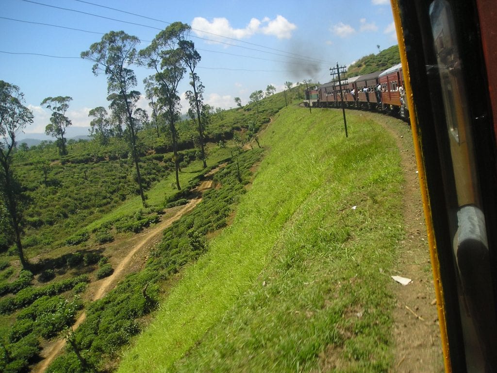 View from the Kandy to Ella train in Sri Lanka with hints and tips for enjoying this beautiful journey